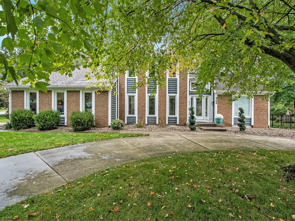 3066 Bannockburn Dr SE, Ada, MI 49301