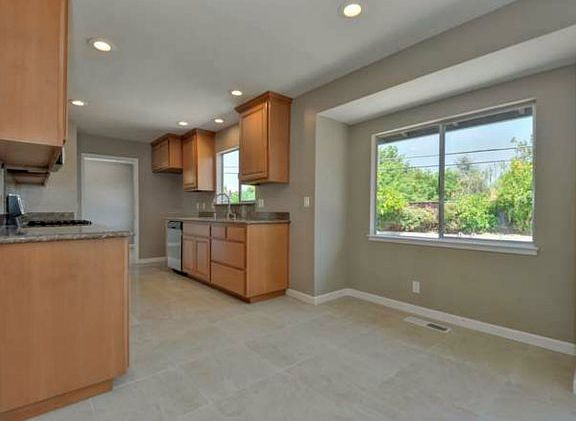 5th image of 6578 Hidden Creek Dr