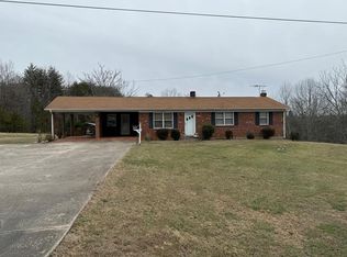 153 Cross Stitch Rd, Dry Fork, VA 24549
