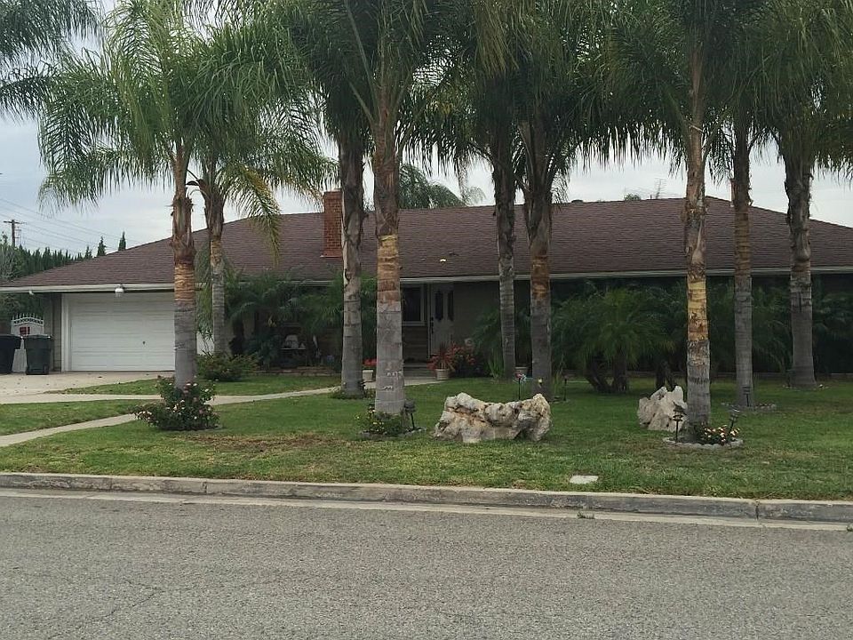 1st image of 1211 E Crestbrook Pl