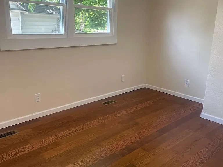 714 Washington Ave #1 — Photo 9