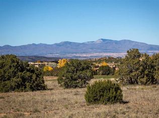 9 E Golden Eagle Rd, Santa Fe, NM 87506