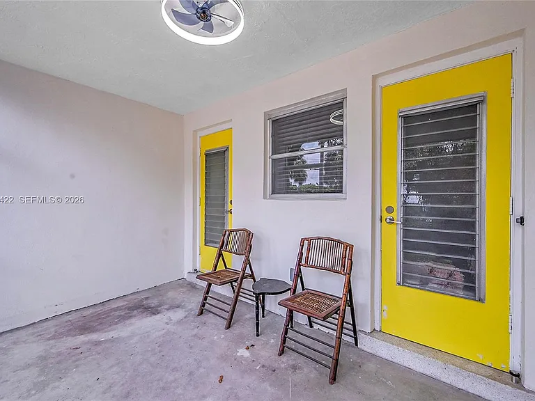 808 SW 12th Ct #808 — Photo 29