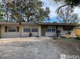 425 Palmetto Dr, Venice, FL 34293
