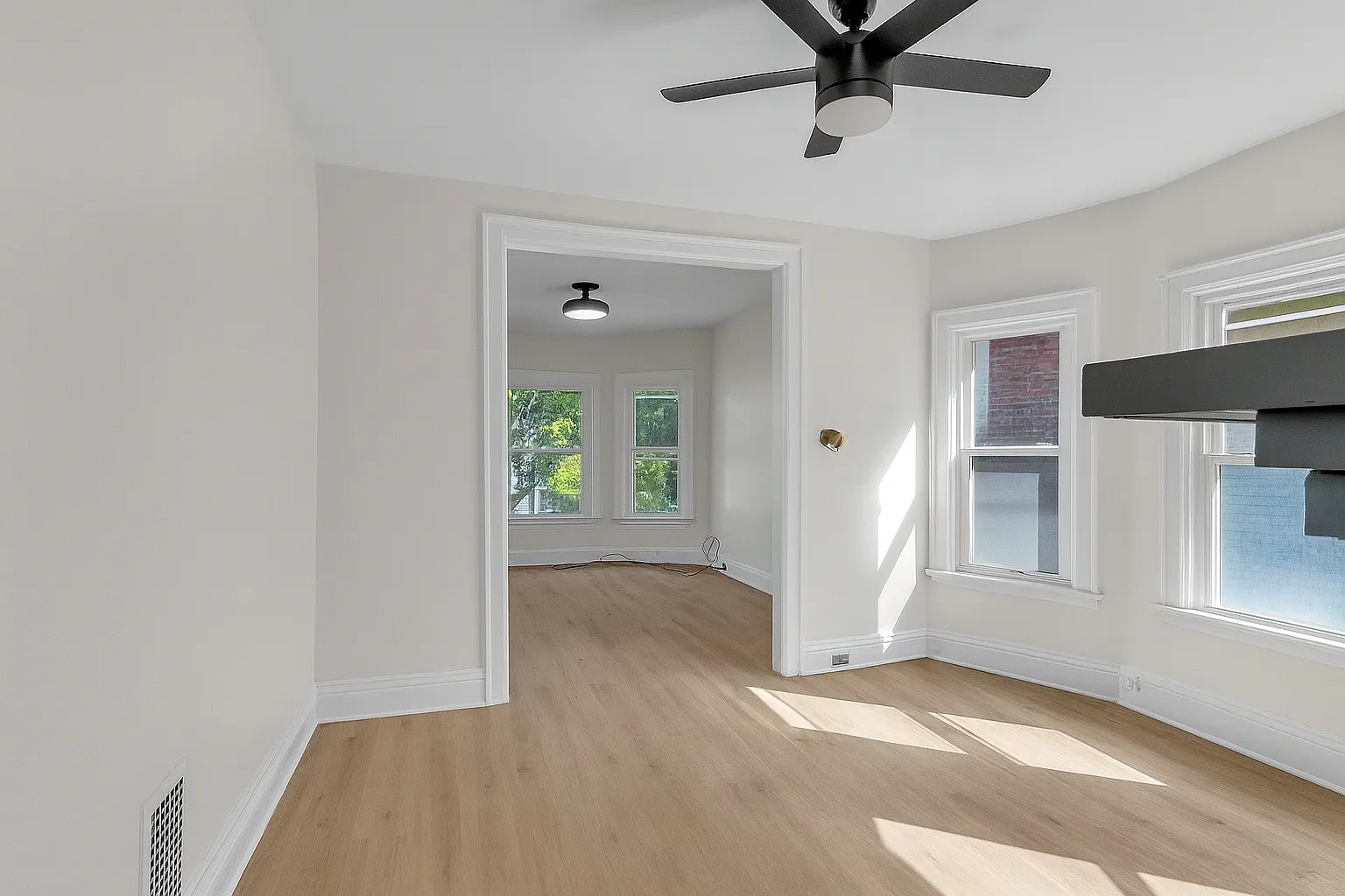 4 bed, 1500 sqft, $1,800 — Photo 4