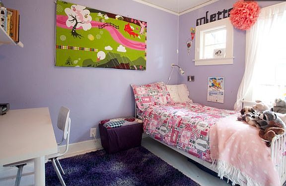 2nd bedroom