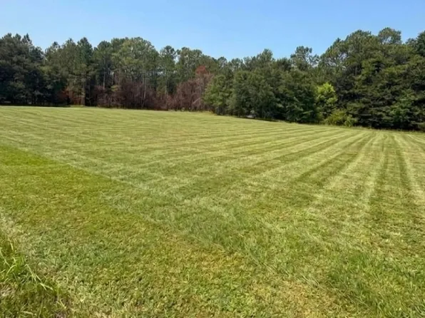 21373 Ima Brill Rd, Robertsdale, AL 36567