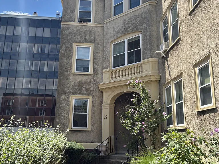 22 Centre St #3 — Photo 14