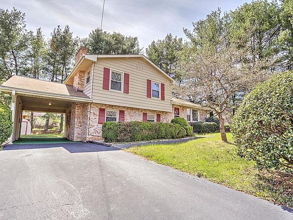 2nd image of 3364 Kingswood Dr