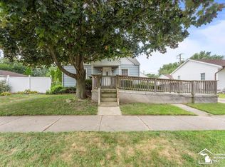 7924 Pelham Rd, Taylor, MI 48180