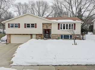 1505 Tarragon Dr, Madison, WI 53716