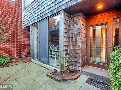 301 Old Crossing Dr, Baltimore, MD, 21208