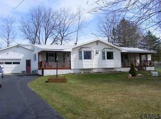 105 Trailer St, Palatine Bridge, NY 13428