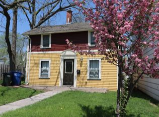 1326 E 12th St, Davenport, IA 52803