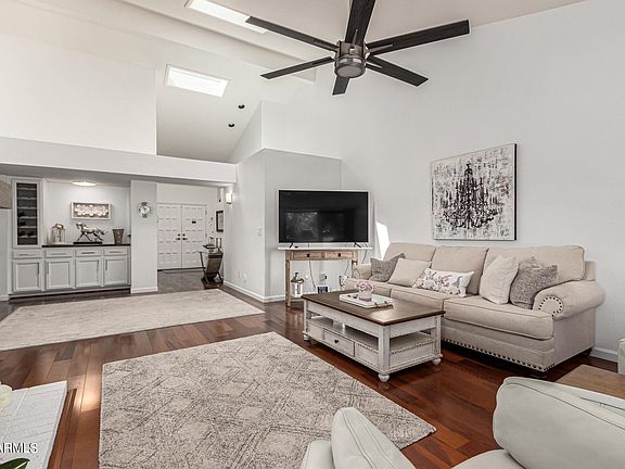 4th image of 10359 E CINNABAR Avenue