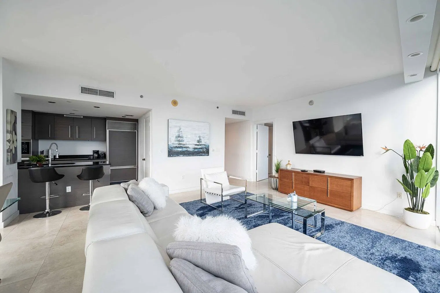 2 bed, 2.0 bath, 1453 sqft, $11,468 — Photo 3