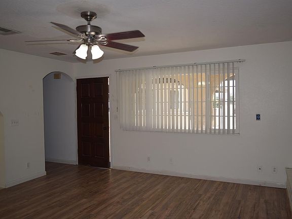3rd image of 13170 Candleberry Ln