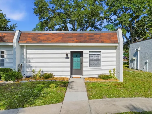 13717 Mission Oaks Blvd, Seminole, FL 33776