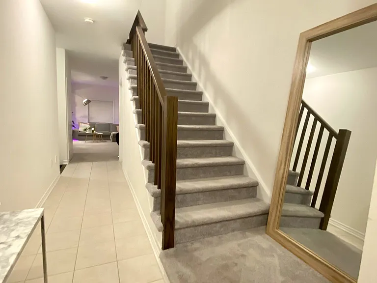 135 Flagg Ave — Photo 4