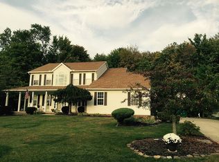 7461 Foghorn Ln, Northfield, OH 44067