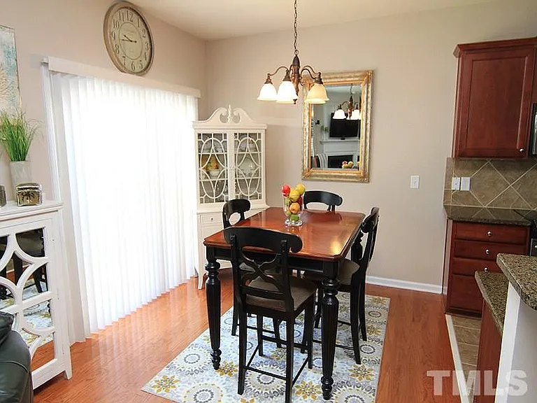 8626 Thunderwood Dr — Photo 7