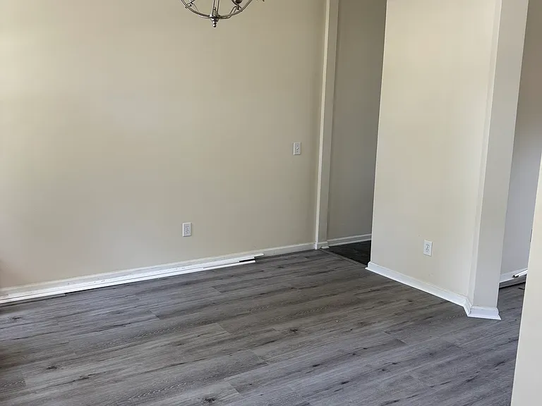 720 Bent Hickory Rd — Photo 3