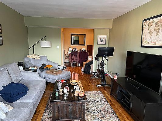 3rd image of 6005 44th Ave #8