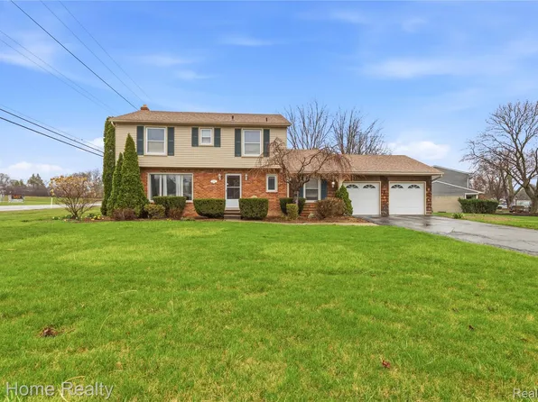 25982 Kilreigh Dr, Farmington Hills, MI 48336