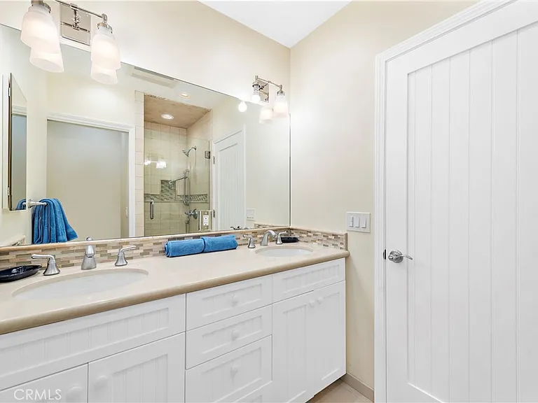 1051A Gaviota Dr — Photo 17