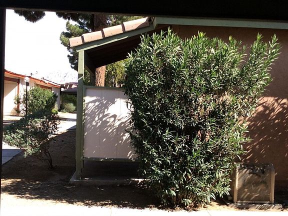 4th image of 413 N Lamb Blvd