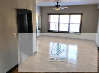 4019-27 W Irving Park Rd #4019-204, Chicago, IL 60641