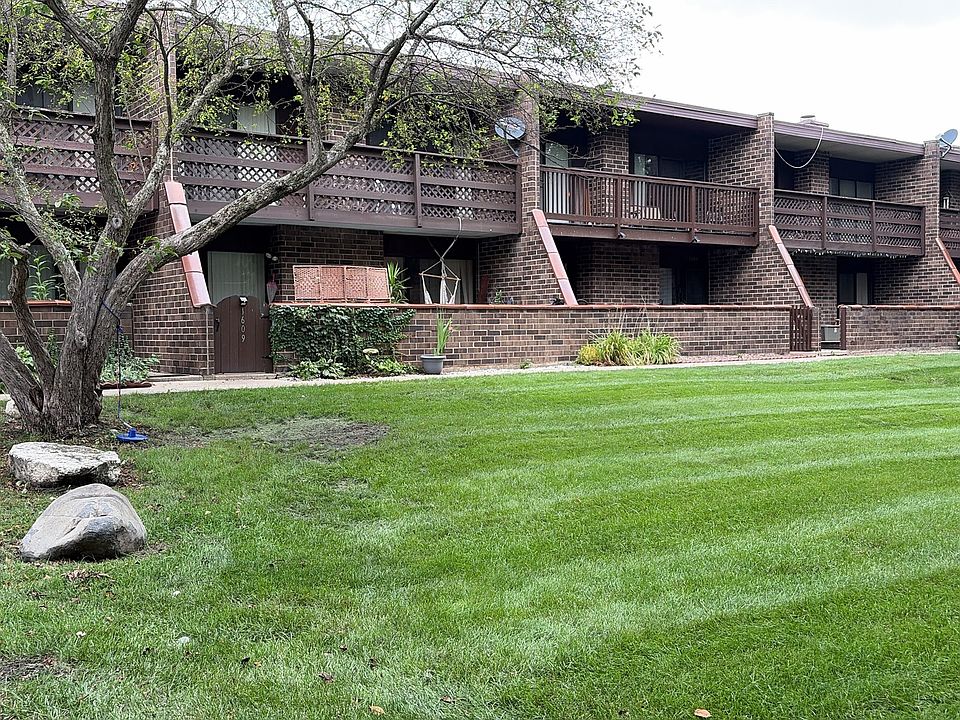 1st image of 1607 Kenneth Cir #1607