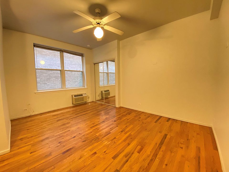 1st image of 5959-63 N Kenmore Ave #304