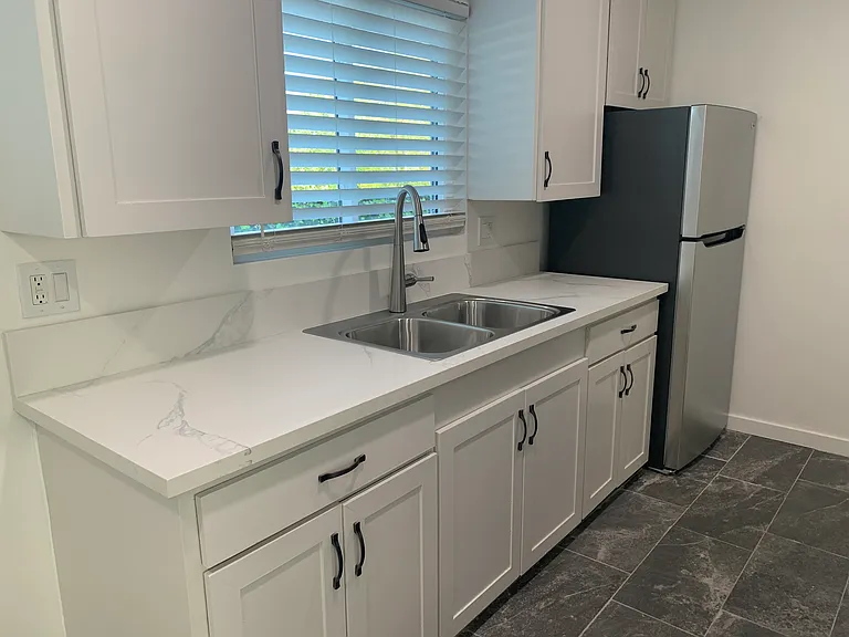 1924 San Pascual St #1 — Photo 14