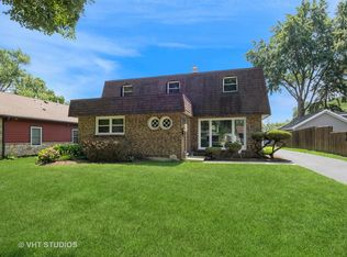 2207 Eastman St, Rolling Meadows, IL 60008