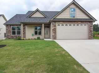 626 Cub Branch Dr, Spartanburg, SC 29301