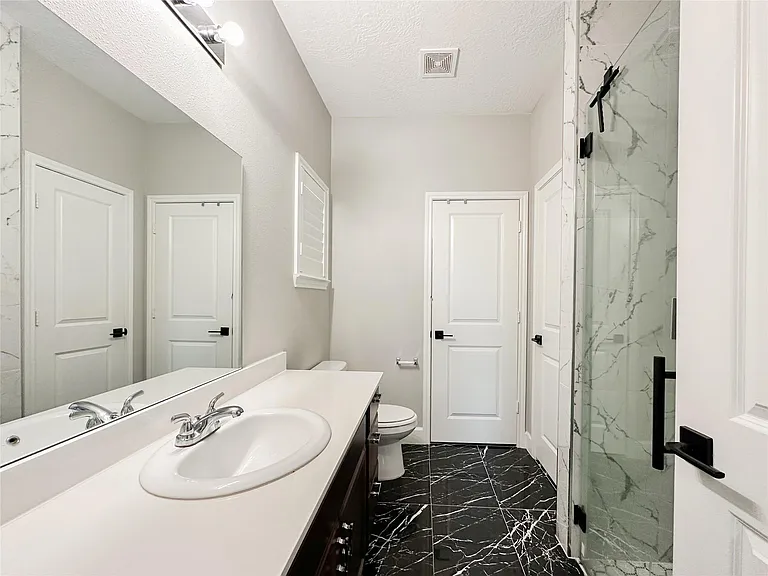 727 Road 5105 — Photo 29