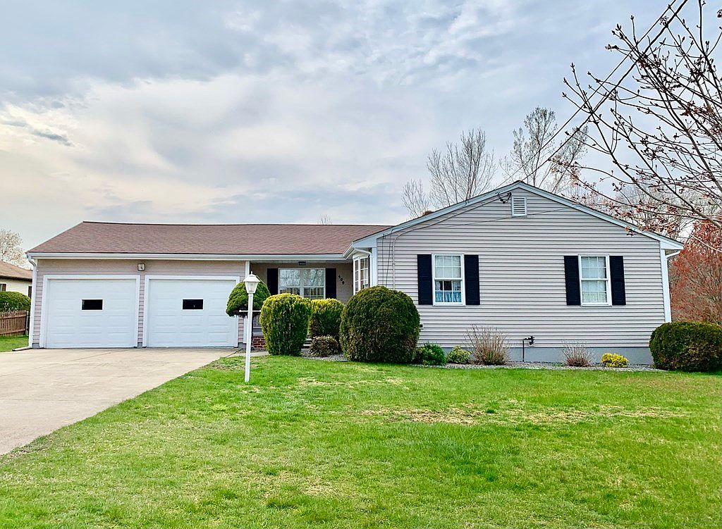 409 Elm St, Somerset, MA 02726 Zillow