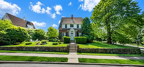 1305 Park Ave Photo 1