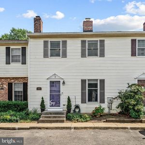 17 Washington Sq, Doylestown, PA, 18901