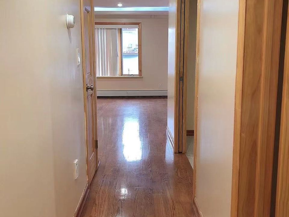 1st image of 3223 107th St Floor 1
