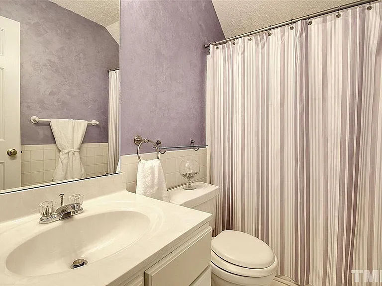 3209 Daingerfield Dr — Photo 26