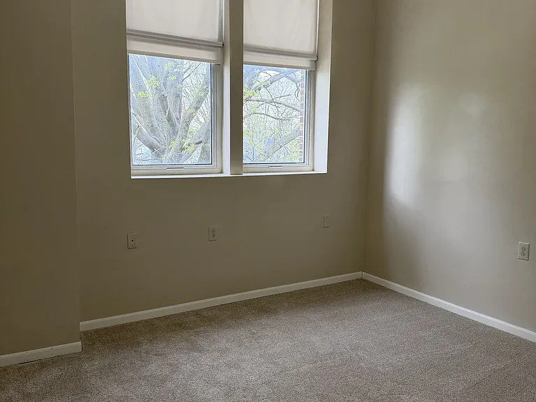314 Randolph St E #304 — Photo 15