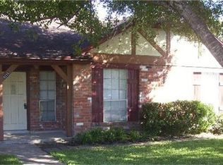 9215 Benthos Dr, Houston, TX 77083