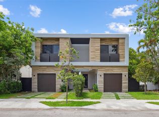 1152 SW 22nd Ter, Miami, FL 33129