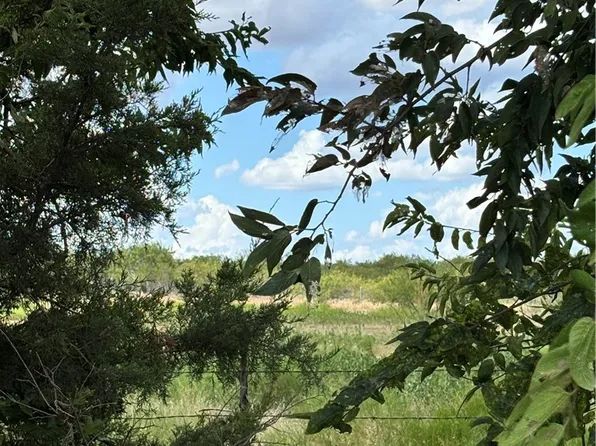 N Lone Star Pkwy, Moody, TX 76557