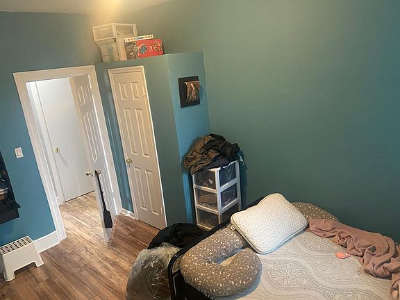 4th image of 1339 Teller Ave #5