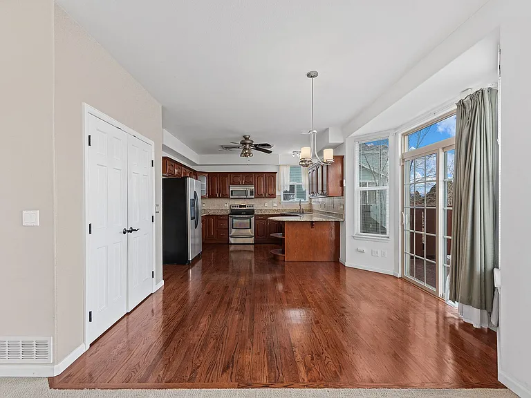 1603 S Pagosa Ct — Photo 15