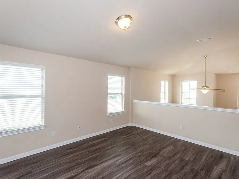 8113 Rosano St — Photo 21