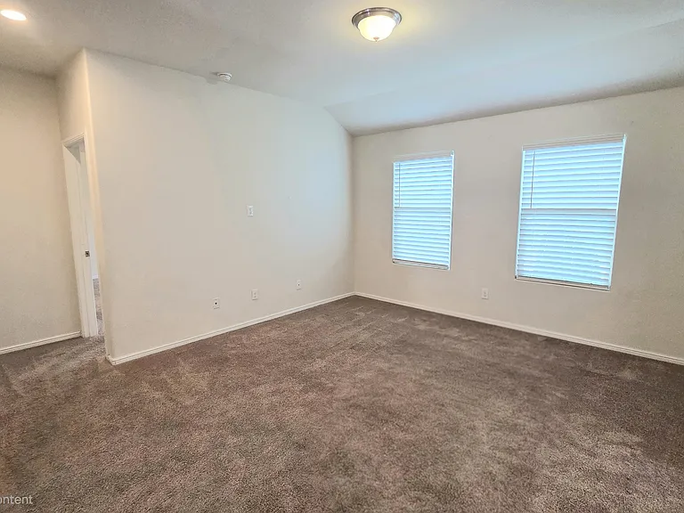 8433 Comanche Springs Dr — Photo 10